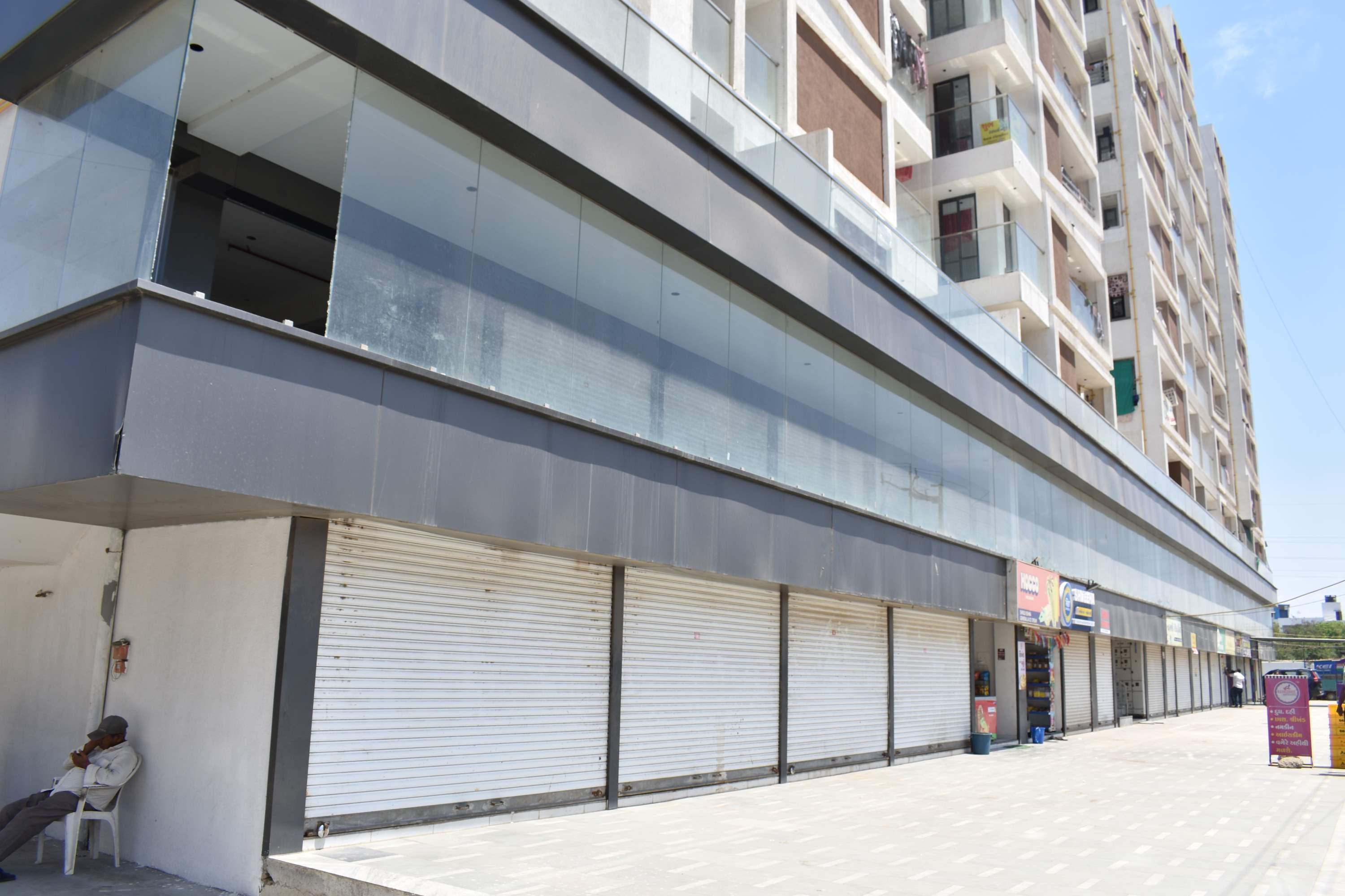 Manual Rolling Shutter - view 2